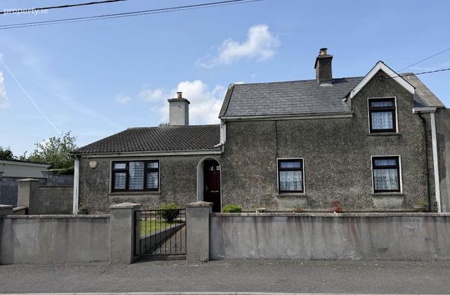 Glentara, Roscrea, Co. Tipperary, Roscrea, Co. Tipperary - Click to view photos