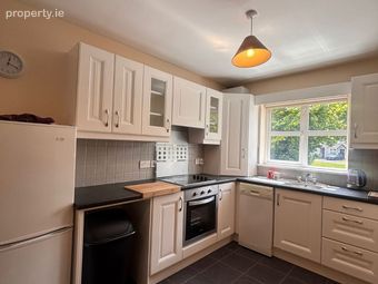 16 Dun Eoin Meadows, Carrigaline, Carrigaline, Co. Cork - Image 4