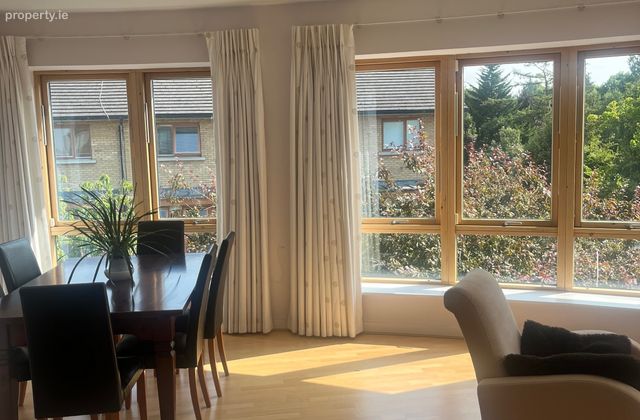 Apartment 12, Park Hall, Milltown Avenue, Mount Sa, Milltown, Dublin 6 - Click to view photos