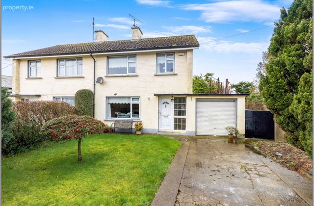 Chapel Road, Bailieborough, Bailieborough, Co. Cavan - Click to view photos