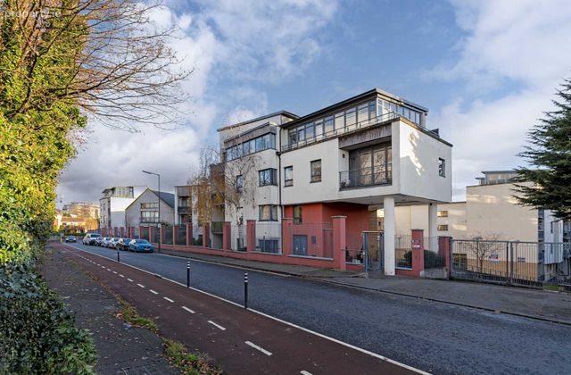 Apartment 19, Block B Metropolitan Apartments, Inchicore Road, Dublin 8, Co. Dublin, Inchicore, Dublin 8 - Click to view photos