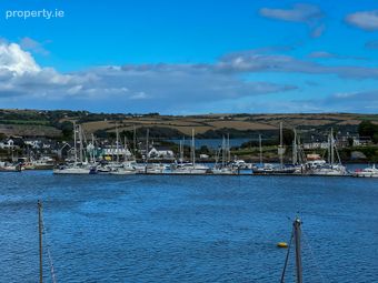 2 Viking Wharf, Worlds End, Kinsale, Co. Cork - Image 4
