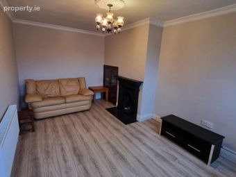 113 Springfield Court, Castlebar, Castlebar, Co. Mayo - Image 4