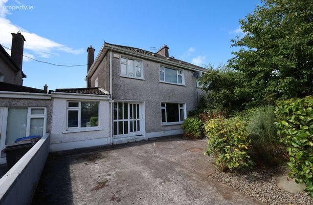 24 Summerstown Grove, Glasheen, Glasheen, Co. Cork - Click to view photos