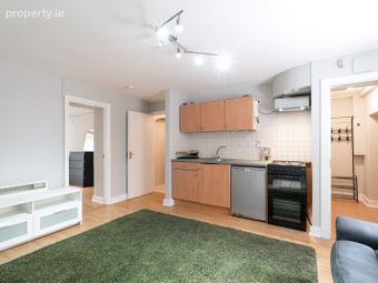 Garden Apartment, 85 George's Street Upper, Dun Laoghaire, Co. Dublin - Image 3