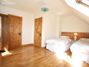Galtee Cottages, Skeheenarinky, Mitchelstown, Cahi, Cahir, Co. Tipperary - Image 5