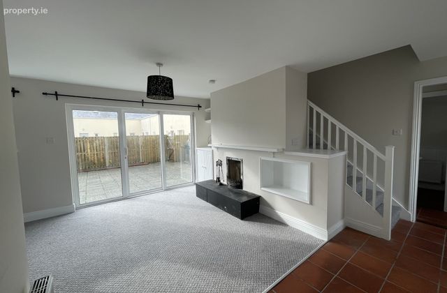 10 Lexington Court, Bearlough, Rosslare Strand, Co. Wexford - Click to view photos