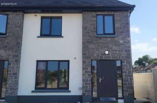 45a Lus Na Gr&eacute;ine, Monksland, Athlone, Co. Roscommon - Click to view photos