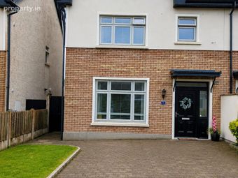 40 The Lawn, Janeville, Carrigaline, Co. Cork
