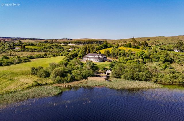 Kitts Bay - Lake Shore House, Glann Road, Oughterard, Co Galway, Oughterard, Co. Galway - Click to view photos