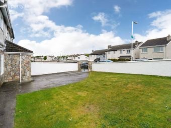 16 Barnamore Park, Finglas, Dublin 11, Finglas, Dublin 11 - Image 3