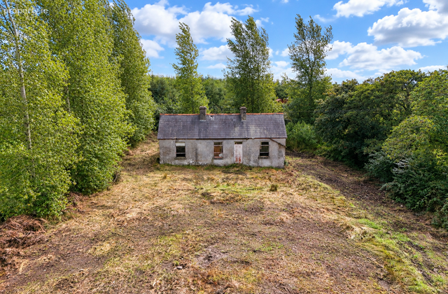 Laveybeg, Charlestown, Co Mayo, Charlestown, Co. Mayo - Click to view photos