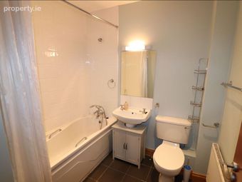 Crescent Court, Dooradoyle, Co. Limerick - Image 3