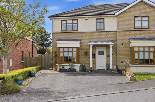 17 Galtrim Grange, Broomfield, Malahide, Co. Dublin - Click to view photos