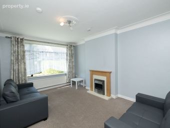 2 Castle Drive, Clondalkin, Dublin 22 - Image 4