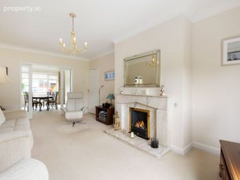 109 Foxrock Park, Dublin 18, Foxrock, Dublin 18 - Image 3