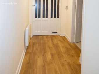 6 The Courtyard, Mount Street, Mullingar, Co. Westmeath - Image 2
