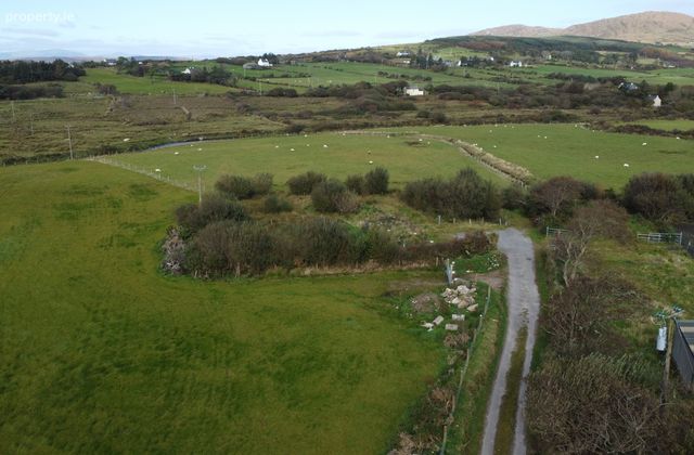 Inches, Eyeries, Beara, Co. Cork - Click to view photos