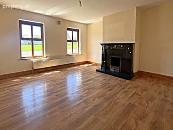 27 Cruach&aacute;n View, Kilmacthomas, Kilmacthomas, Co. Waterford - Image 3