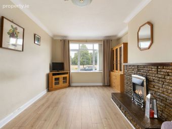 6 Walkinstown Green, Dublin 12, Walkinstown, Dublin 12 - Image 4