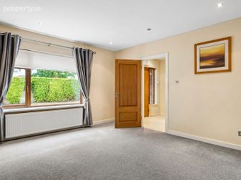 37 Pine Valley Park, Rathfarnham, Dublin 16 - Image 3
