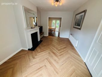 219 Roebuck Castle, Dublin 14, Belfield, Dublin 4 - Image 2