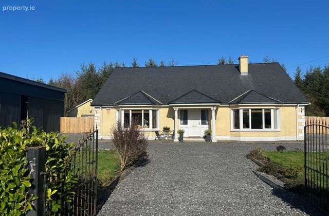 Rusheen, Cloonelt, Castlerea, Co. Roscommon - Click to view photos