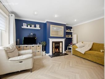 7 Manorfields Green, Clonee, Dublin 15 - Image 3