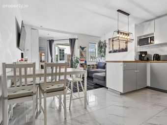 55 Oakcourt Lawn, Palmerstown, Dublin 20 - Image 3
