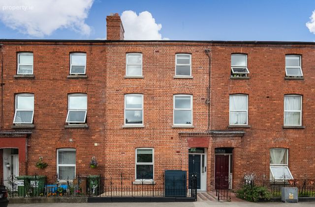Cabra Park, Dublin 7, Phibsborough, Dublin 7 - Click to view photos
