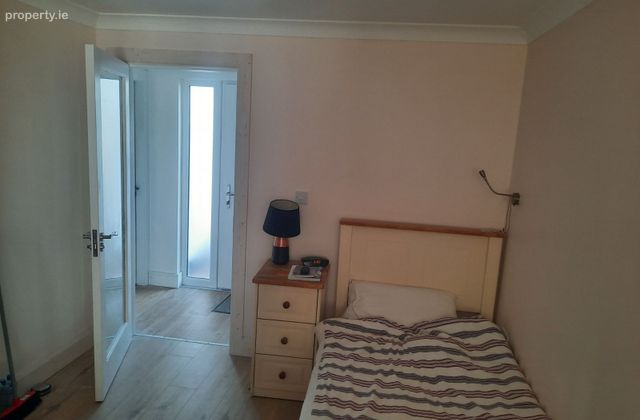 Seamus Quirke Road, Rahoon, Co. Galway - Click to view photos
