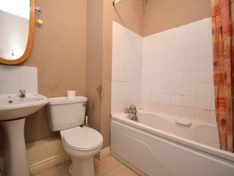 Apartment 7, Jameson House, Bachelor's Lane, Drogheda, Co. Louth - Image 4