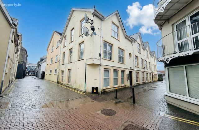 10 Chapel Place, Chapel Lane, Killarney, Co. Kerry, Killarney, Co. Kerry - Click to view photos