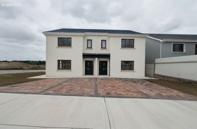 62 Macregol Pairc, Birr, Co. Offaly - Click to view photos