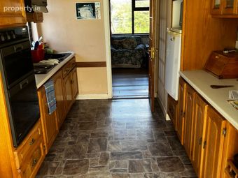 15 Kilgarve Gardens, Ballinasloe, Ballinasloe, Co. Galway - Image 3