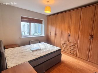 166 Castlecurragh Heath, Mulhuddart, Mulhuddart, Dublin 15 - Image 3