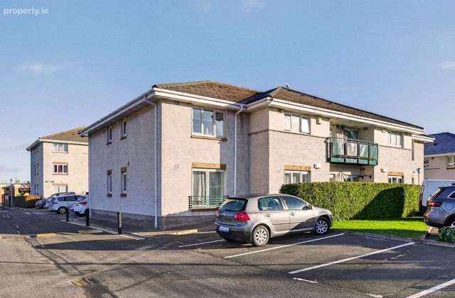 Apartment 62, Whitehall Square, Whitehall Road West, Dublin 12 - Click to view photos