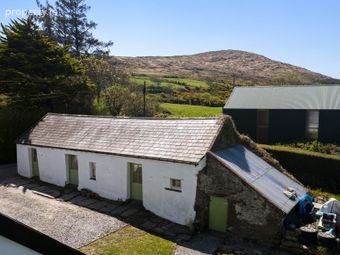Derryfunshion Cottage, Derryfunshion, Durrus, Co. Cork - Image 5