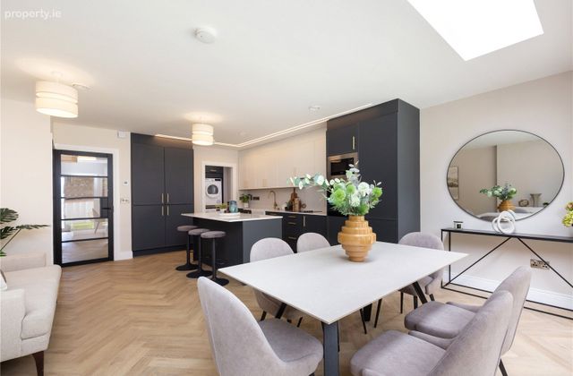 Glencairn Glade, Leopardstown, Dublin 18, Leopardstown, Dublin 18 - Click to view photos