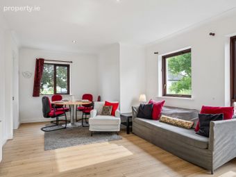 Apartment 28, Monkstown Square, Monkstown Avenue, Monkstown, Co. Dublin - Image 3