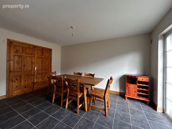 6 Summercove Meadows, Old Road, Cashel, Co Tipperary, Cashel, Co. Tipperary - Image 5