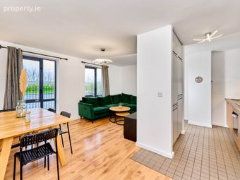 11 Cassian Court North, Royal Canal Park, Co. Dublin, Royal Canal Park, Dublin 15 - Image 5