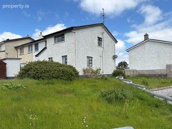6 Riverdale Court, Castlebar, Castlebar, Co. Mayo - Image 2