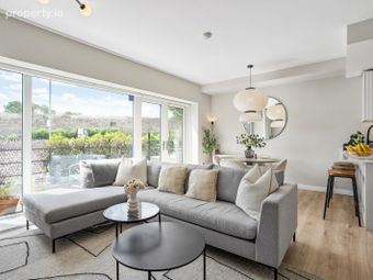 15 Tully Green, Dublin 18, Cherrywood, Co. Dublin - Image 2