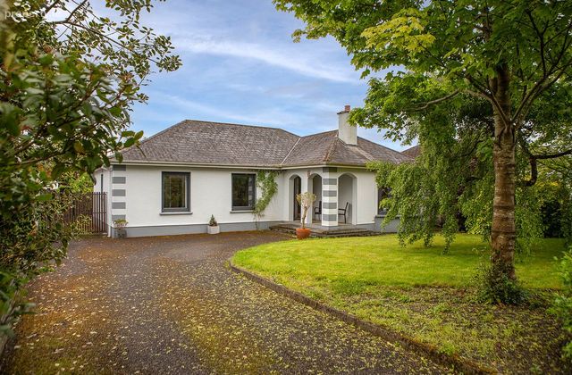 22 Athlumney Village, Navan, Johnstown, Co. Meath - Click to view photos