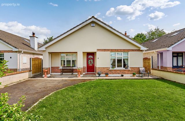 9 Grattan Park, Derrinturn, Carbury, Derrinturn, Co. Kildare - Click to view photos