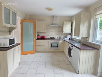 39 Rosemount Park, Dundrum, Windy Arbour, Dublin 14 - Image 4