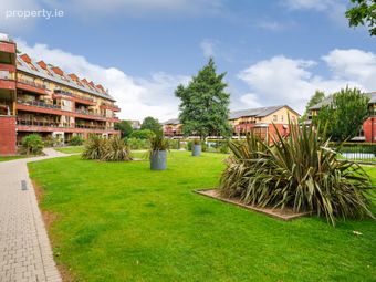 74 Knockmaree, Chapelizod, Lucan, Dublin 20, Chapelizod, Dublin 20 - Image 2