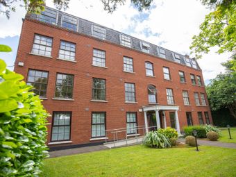 Apartment 2, Sandon Cove, Clontarf, Dublin 3 - Image 2