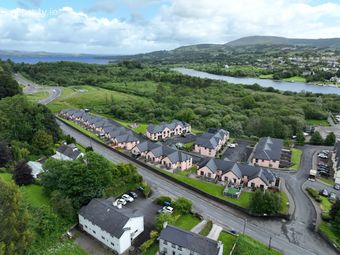 21 Lakeview Cottages, Boru Walk, Killaloe, Co. Clare, Killaloe, Co. Clare - Image 3